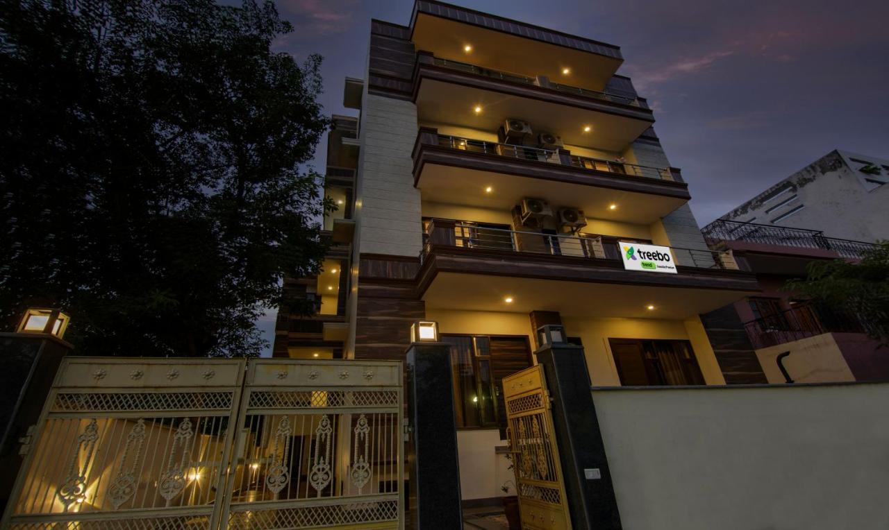 Hotel Treebo Swastika Premium Noida Exterior foto