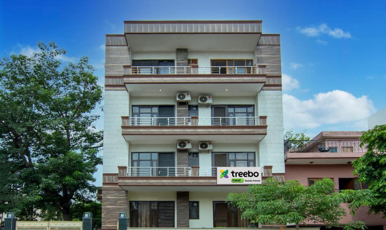 Hotel Treebo Swastika Premium Noida Exterior foto